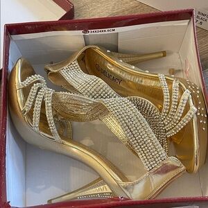 Delicacy Shimmering Gold Heels with Rhinestone Straps